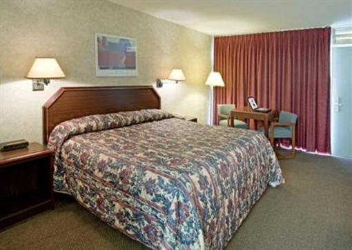 фото отеля Americas Best Value Inn Manhattan