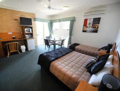 фото отеля Caboolture Riverlakes Motel