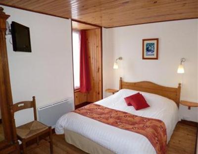 фото отеля Hotel Le Relais De Launay Ploubazlanec