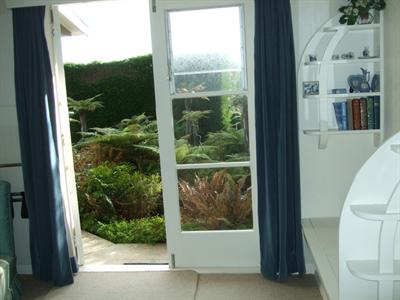 фото отеля Bay View Homestay Kaikoura