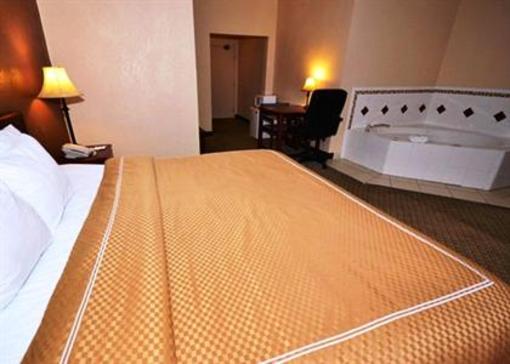 фото отеля Comfort Suites Omaha