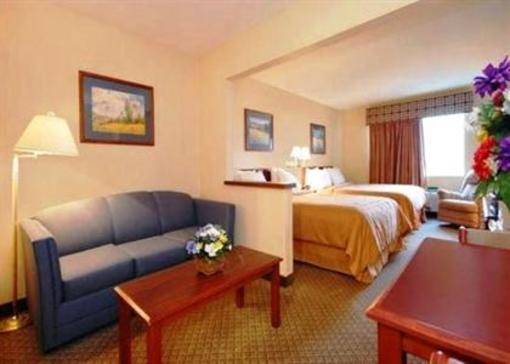 фото отеля Comfort Suites Omaha