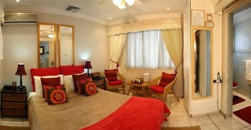 фото отеля La Loggia Bed & Breakfast Umhlanga