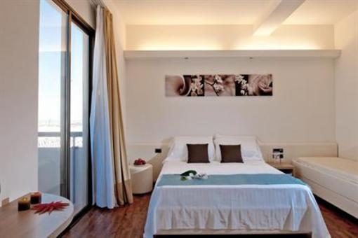 фото отеля Bologna Hotel Senigallia