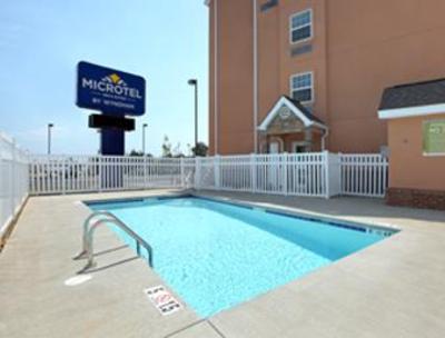 фото отеля Microtel Inn & Suites by Wyndham Tuscumbia Muscle Shoals