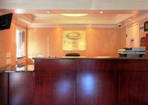 фото отеля Econo Lodge Inn & Suites Near Legoland