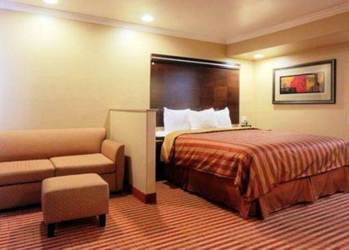 фото отеля Econo Lodge Inn & Suites Near Legoland