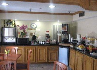 фото отеля Bay Area Inn and Suites