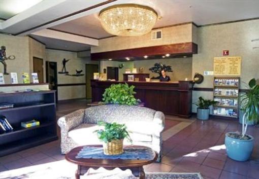 фото отеля Best Western Plus Rama Inn & Suites