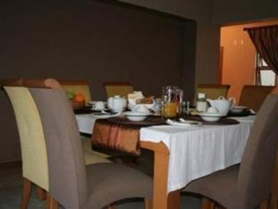 фото отеля Birch Grove Guest House Edenvale