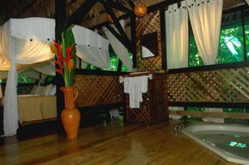 фото отеля Almonds and Corals Lodge