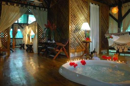 фото отеля Almonds and Corals Lodge