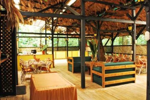 фото отеля Almonds and Corals Lodge