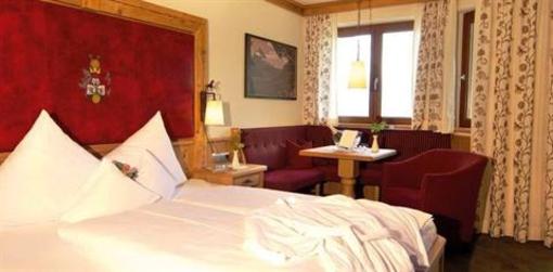 фото отеля Hotel Almhof Galtur