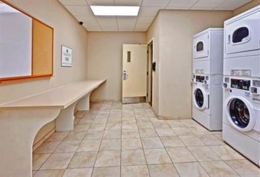 фото отеля Candlewood Suites Hattiesburg