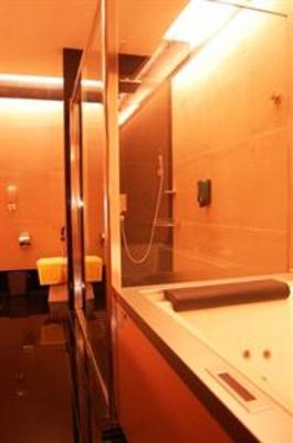 фото отеля New World Suites