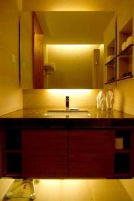 фото отеля New World Suites