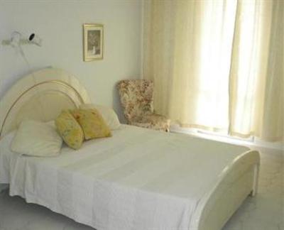 фото отеля Benal Beach Apartment Benalmadena