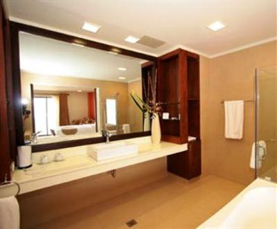 фото отеля Coron Gateway Hotel and Suites