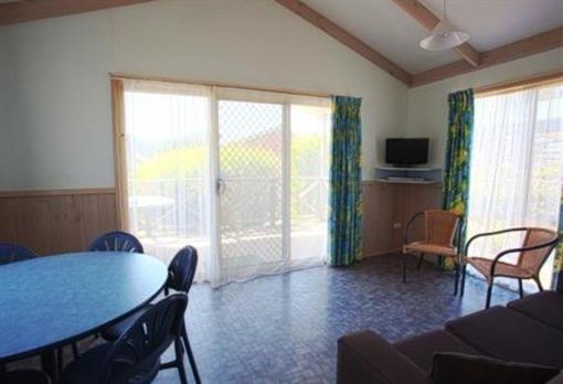 фото отеля Discovery Holiday Parks Pambula Beach