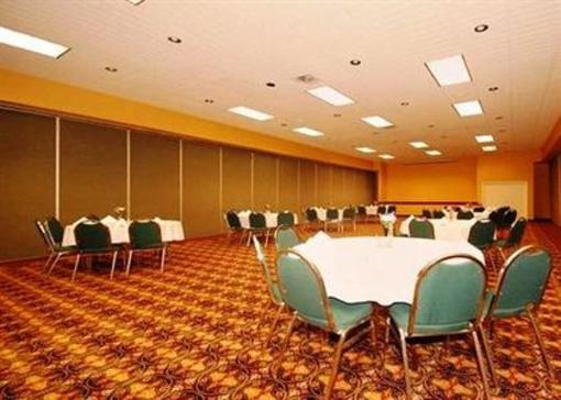фото отеля Quality Inn & Suites Starlite
