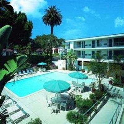 фото отеля Days Inn & Suites Santa Barbara
