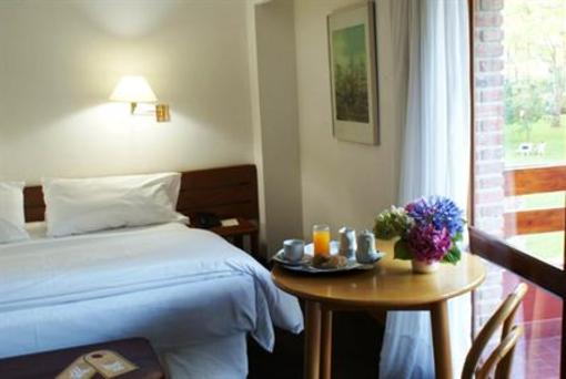 фото отеля Hotel Del Bosque Pinamar