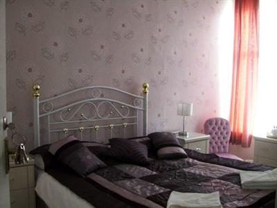 фото отеля Shirley Hotel