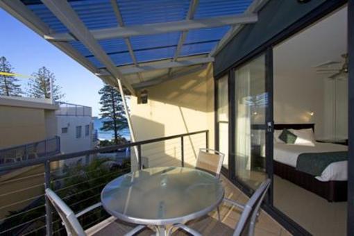 фото отеля The Beach Retreat Coolum