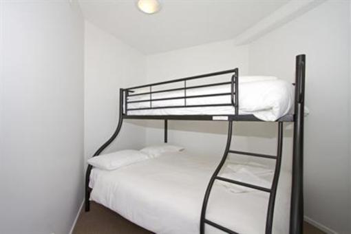 фото отеля The Beach Retreat Coolum