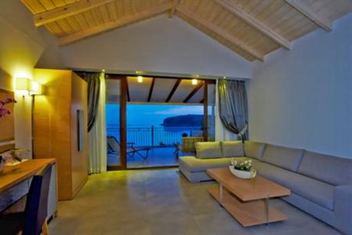 фото отеля Valtos Beach Hotel and Apartments Parga