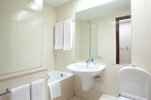 фото отеля Apartamentos Orion Madrid