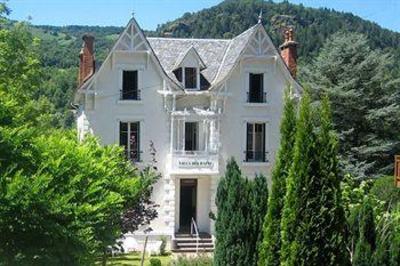 фото отеля Hotel des Bains et Residences Vic-sur-Cere
