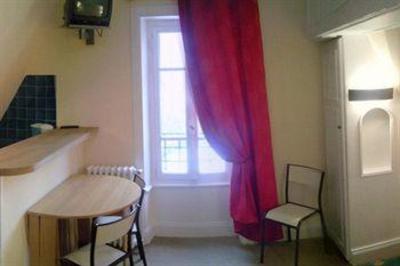 фото отеля Hotel des Bains et Residences Vic-sur-Cere