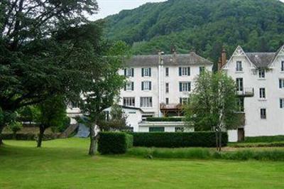 фото отеля Hotel des Bains et Residences Vic-sur-Cere