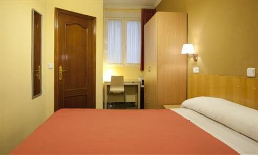 фото отеля Hostal Prim Madrid