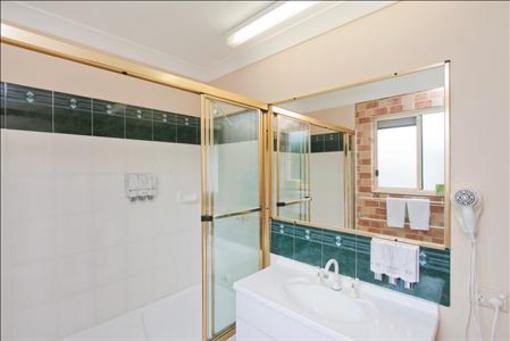 фото отеля Airport Clayfield Motel
