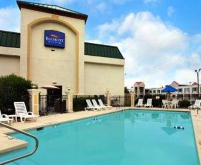 фото отеля Baymont Inn & Suites Greensboro Coliseum
