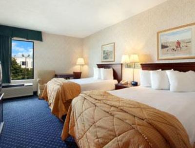 фото отеля Baymont Inn & Suites Greensboro Coliseum