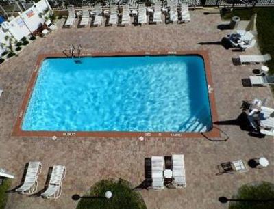 фото отеля Beachside Plaza Resort Daytona Beach