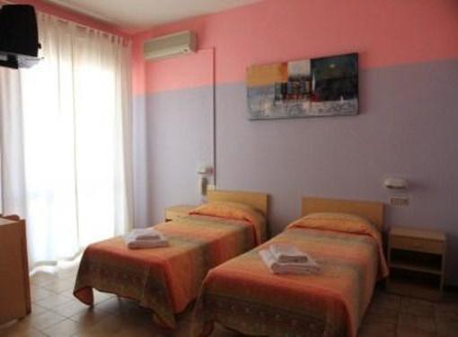 фото отеля Hotel Marinella Rimini