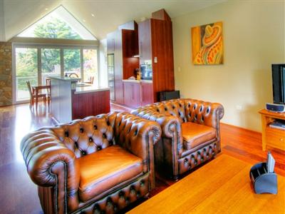 фото отеля Centenary Peaks Townhouses Bright