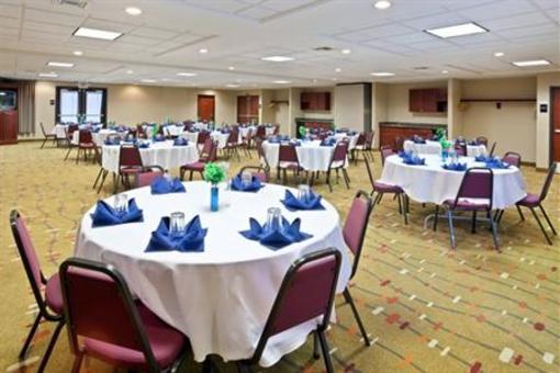 фото отеля Holiday Inn Express Albany