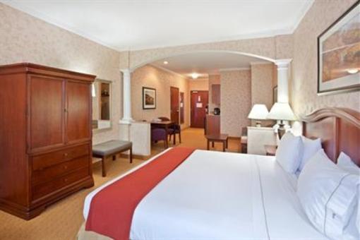 фото отеля Holiday Inn Express Albany