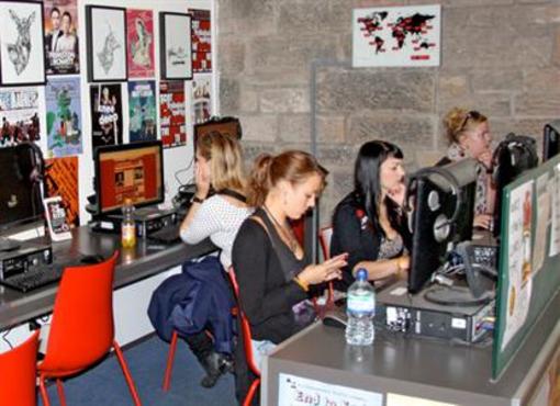 фото отеля Smart City Hostels Edinburgh