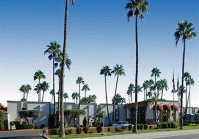 фото отеля Quality Suites Tempe