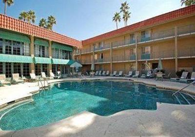 фото отеля Quality Suites Tempe
