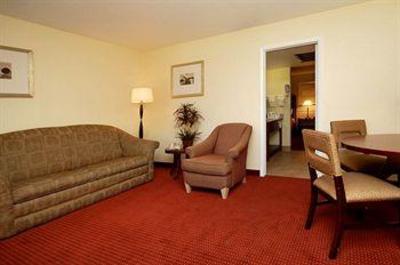 фото отеля Quality Suites Tempe