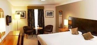 фото отеля Greyhound Hotel Carshalton London