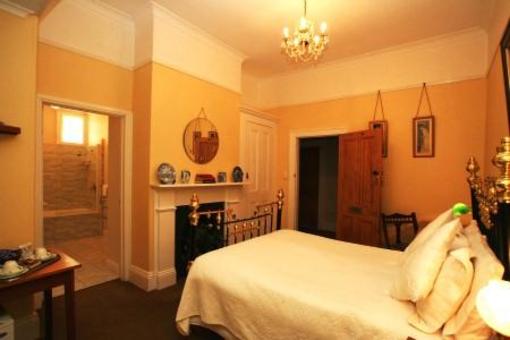 фото отеля Ashton Gate Guest House